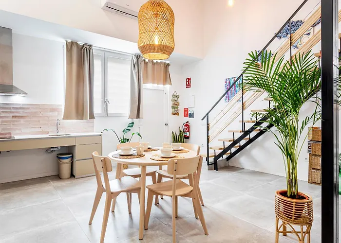 Lovely Duplex On The Апартаменты Валенсия
